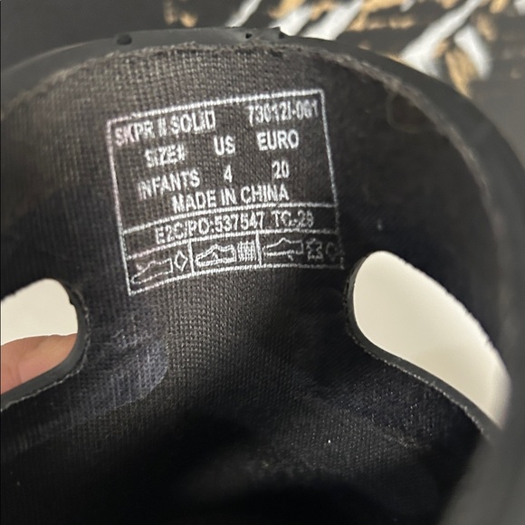 BOGS Kids Black Rain Boots - Picture 16 of 17